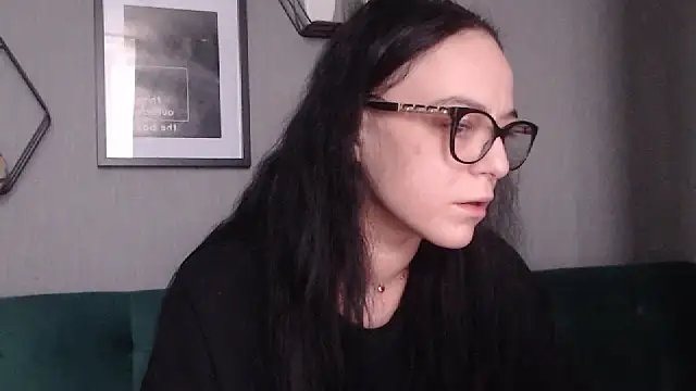 Snapshot of IzabelllNoir chatting on 18, 2, 2025 IzabelllNoir online show from 18, 2, 2025