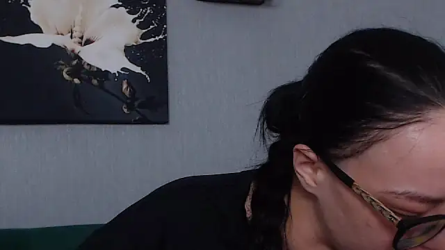 Snapshot of IzabelllNoir chatting on 20, 2, 2025 IzabelllNoir online show from 20, 2, 2025