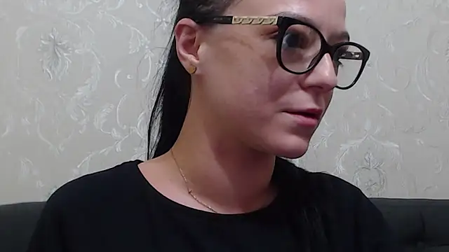 Snapshot of IzabelllNoir chatting on 13, 3, 2025 IzabelllNoir online show from 13, 3, 2025