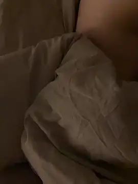 Snapshot of CoupleHot_X chatting on 18, 2, 2026 CoupleHot X online show from 18, 2, 2026