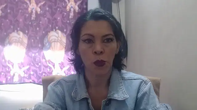 electra-mommy online show from 10, 3, 2025