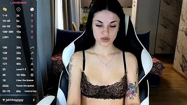 Mary   Moore online show from 31, 10, 2025