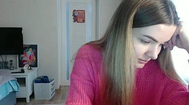  JustmeHere  online show from 13, 1, 2025