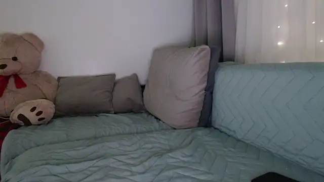 Snapshot of _JustmeHere_ chatting on 12, 11, 2025 JustmeHere online show from 12, 11, 2025