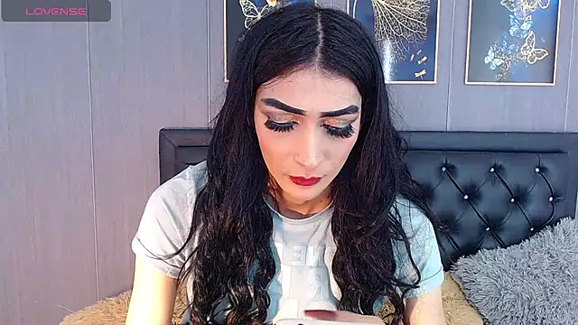 Snapshot of Evelynn_sex_ chatting on 8, 1, 2025 Evelynn sex online show from 8, 1, 2025