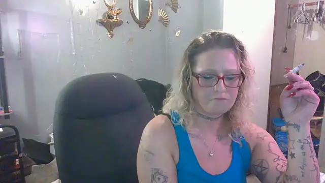 Snapshot of Lisalovely6981 chatting on 17, 3, 2025 Lisalovely6981 online show from 17, 3, 2025