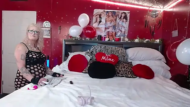 Lisalovely6981 online show from 16, 2, 2026