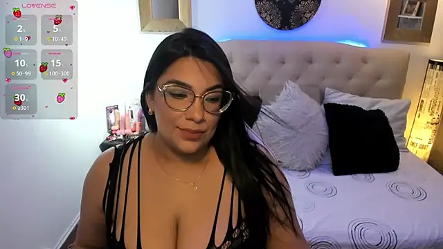 Snapshot of Daring__natasha_ chatting on 4, 12, 2024 Daring natasha online show from 4, 12, 2024