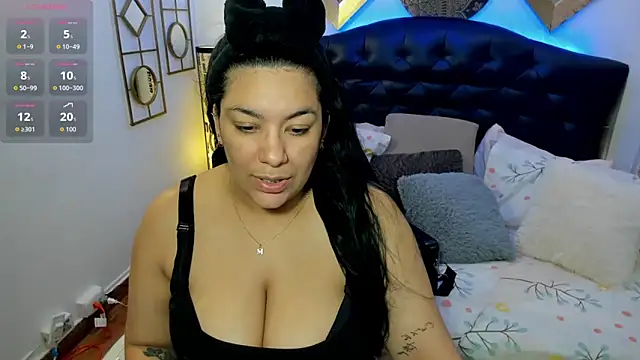 Snapshot of Daring__natasha_ chatting on 6, 10, 2025 Daring natasha online show from 6, 10, 2025