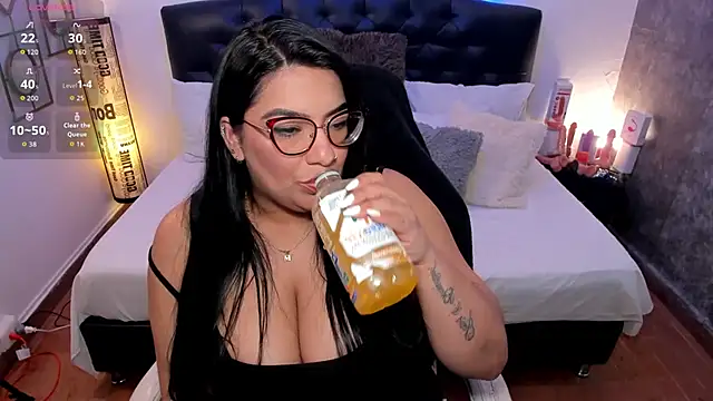 Snapshot of Daring__natasha_ chatting on 9, 10, 2025 Daring natasha online show from 9, 10, 2025
