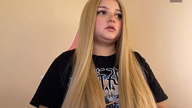 SweetPaige  online show from 25, 12, 2024