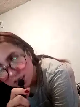 Snapshot of Celestte22 chatting on 12, 4, 2026 Celestte22 online show from 12, 4, 2026