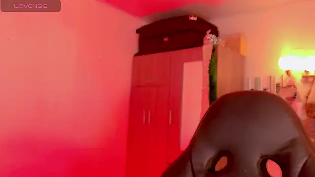 naomy  xx online show from 14, 3, 2026