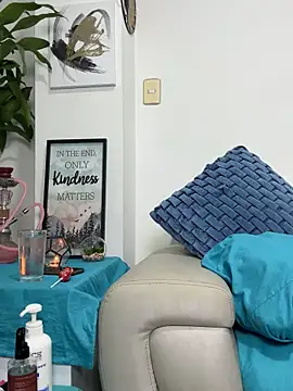 jamilaross online show from 12, 2, 2025