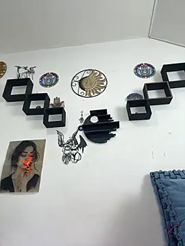 jamilaross online show from 14, 12, 2025