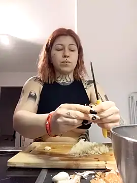 Snapshot of divine_eve chatting on 26, 2, 2026 divine eve online show from 26, 2, 2026