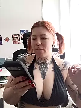 Snapshot of divine_eve chatting on 18, 3, 2026 divine eve online show from 18, 3, 2026