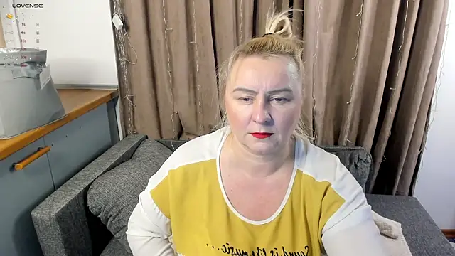 mira robinsonnn online show from 17, 1, 2025
