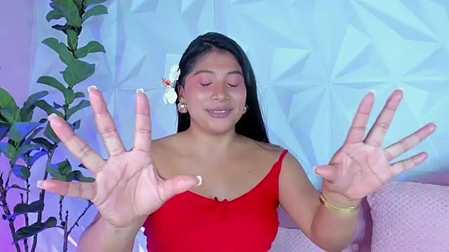 Snapshot of LinnaGardenia chatting on 20, 1, 2025 LinnaGardenia online show from 20, 1, 2025