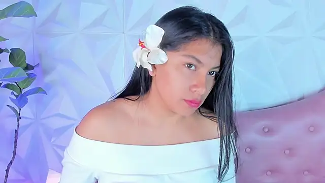 Snapshot of LinnaGardenia chatting on 10, 2, 2025 LinnaGardenia online show from 10, 2, 2025