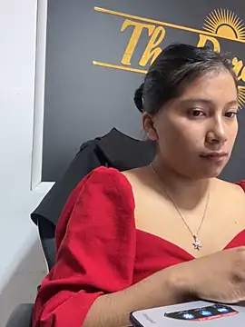 Snapshot of LinnaGardenia chatting on 7, 3, 2025 LinnaGardenia online show from 7, 3, 2025