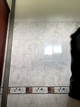 Snapshot of LinnaGardenia chatting on 21, 10, 2025 LinnaGardenia online show from 21, 10, 2025