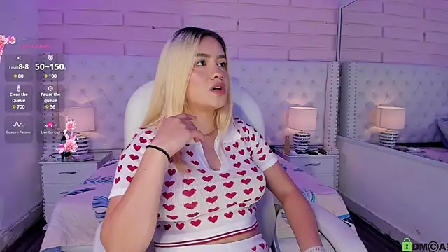 Yaaky  online show from 12, 12, 2024