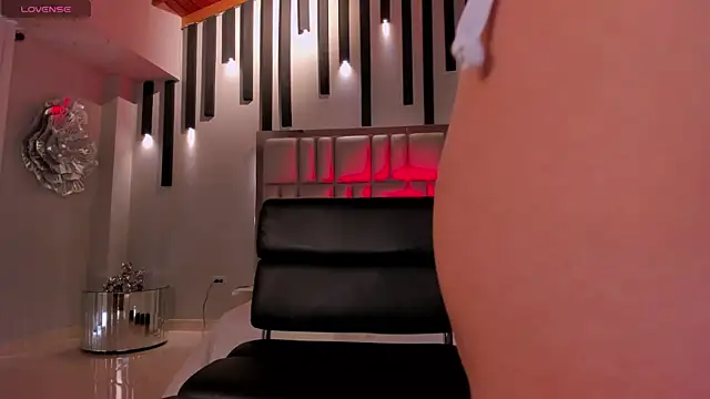 AnnaBrooks1 online show from 29, 11, 2025