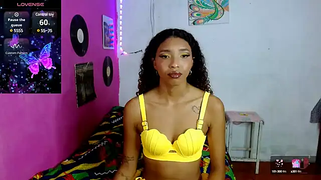 Snapshot of sensitive_brunette chatting on 12, 1, 2025 sensitive brunette online show from 12, 1, 2025