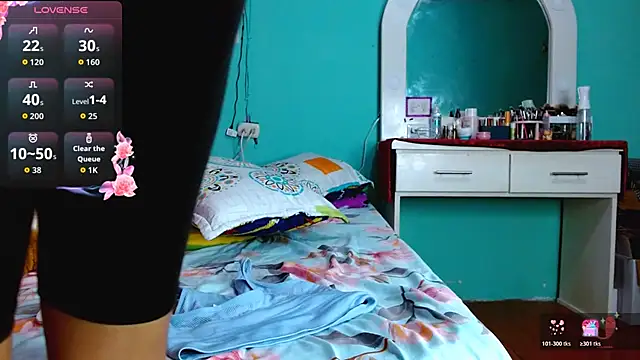 Snapshot of sensitive_brunette chatting on 31, 10, 2025 sensitive brunette online show from 31, 10, 2025