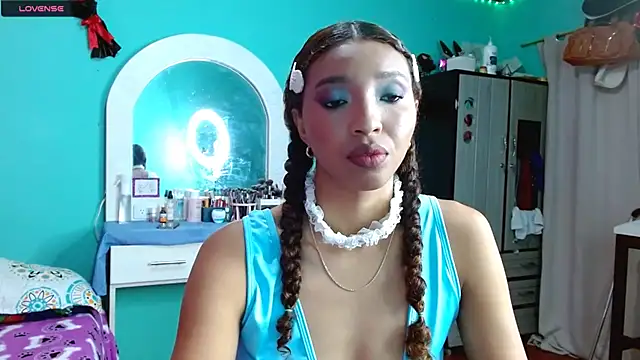 Snapshot of sensitive_brunette chatting on 12, 11, 2025 sensitive brunette online show from 12, 11, 2025