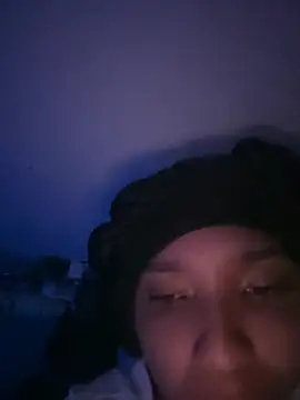 Snapshot of sensitive_brunette chatting on 28, 3, 2026 sensitive brunette online show from 28, 3, 2026