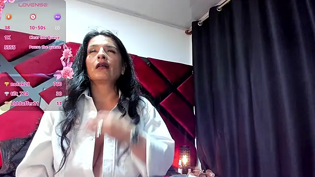 Kendra-Foxxy online show from 4, 3, 2025