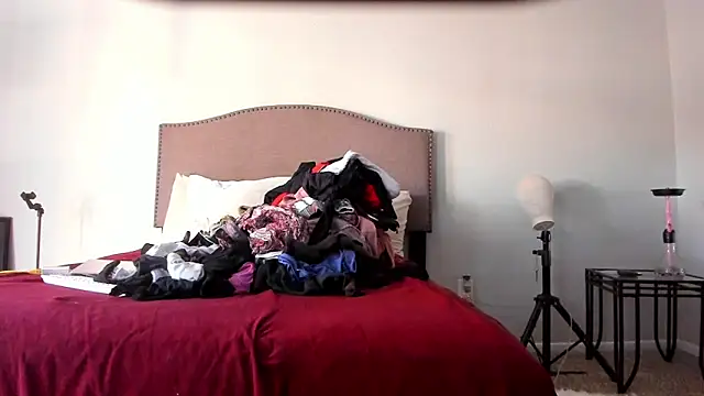 Snapshot of yiauana chatting on 9, 10, 2025 yiauana online show from 9, 10, 2025