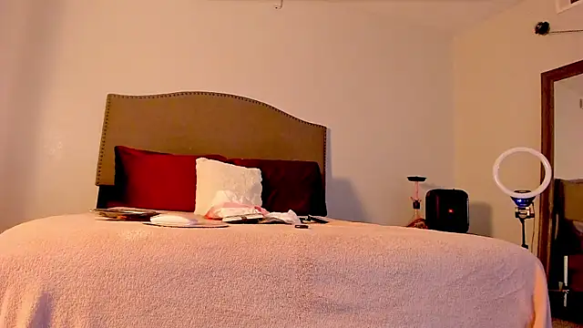 Snapshot of yiauana chatting on 3, 11, 2025 yiauana online show from 3, 11, 2025