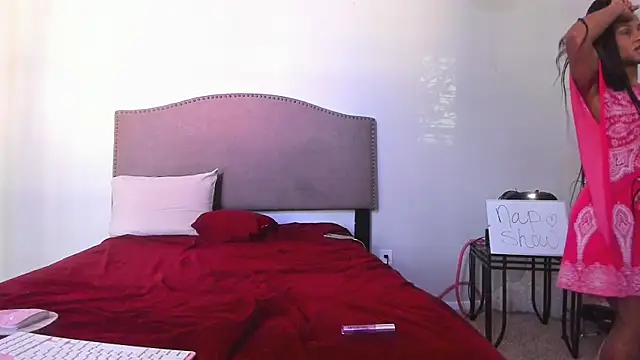 Snapshot of yiauana chatting on 10, 11, 2025 yiauana online show from 10, 11, 2025