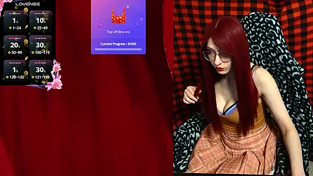 Snapshot of ElliMoor chatting on 22, 9, 2025 ElliMoor online show from 22, 9, 2025