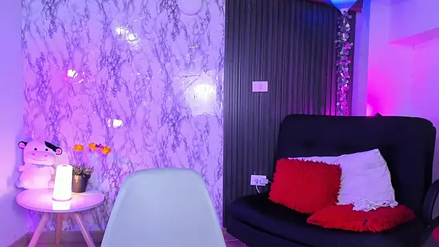 chloe blue online show from 21, 1, 2025
