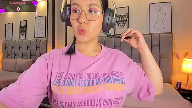 sweet--emily online show from 7, 12, 2024