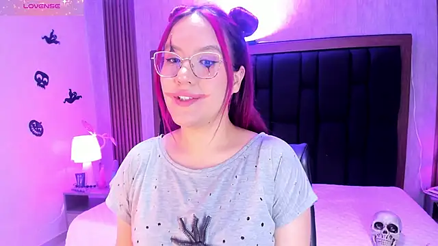 sweet--emily online show from 30, 10, 2025