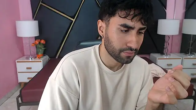 MilanZaire online show from 14, 10, 2025