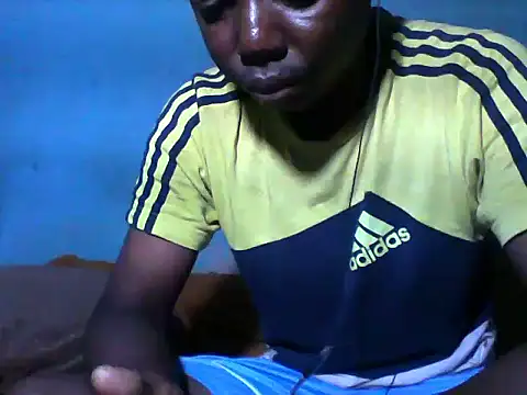 Snapshot of little__joy chatting on 16, 12, 2025 little joy online show from 16, 12, 2025