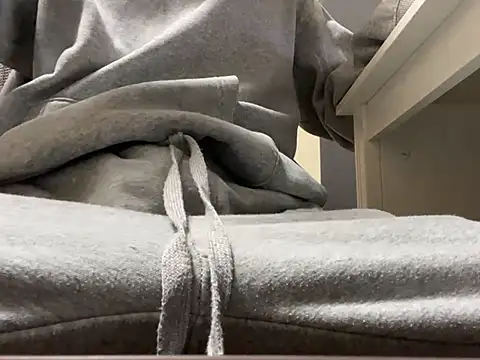 Snapshot of lkun9 chatting on 10, 1, 2025 lkun9 online show from 10, 1, 2025