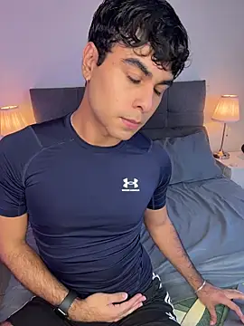 Snapshot of oliversstream chatting on 19, 10, 2025 oliversstream online show from 19, 10, 2025