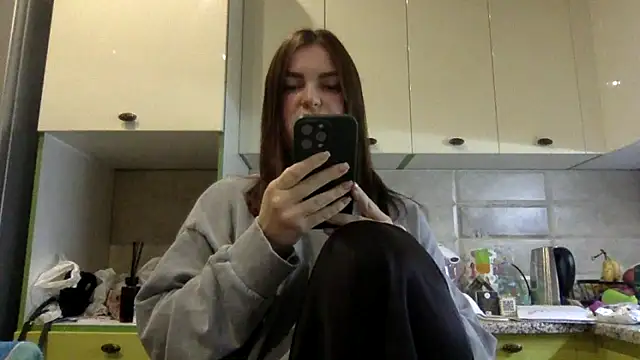 Karolina llove online show from 1, 10, 2025