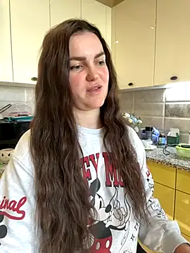 Karolina llove online show from 13, 10, 2025