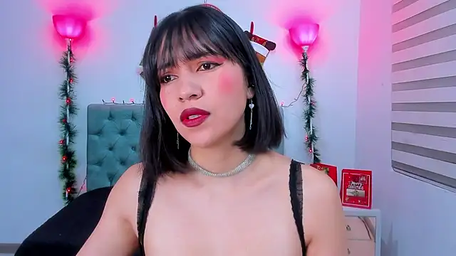 lina bedoya  online show from 13, 12, 2024
