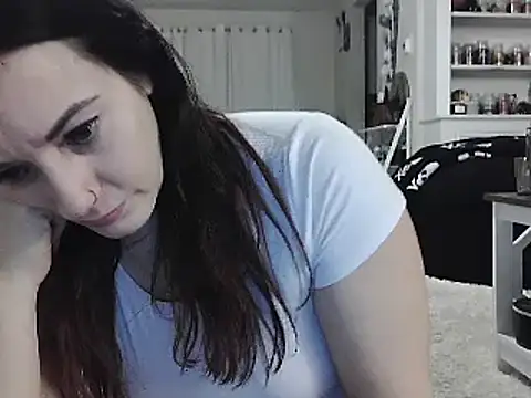 CrystalLakeXO online show from 18, 12, 2024