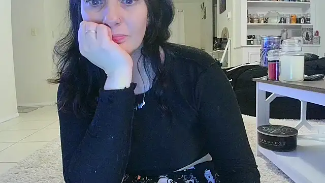 CrystalLakeXO online show from 8, 10, 2025