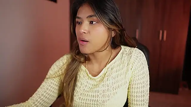 SaraParisi online show from 12, 3, 2026